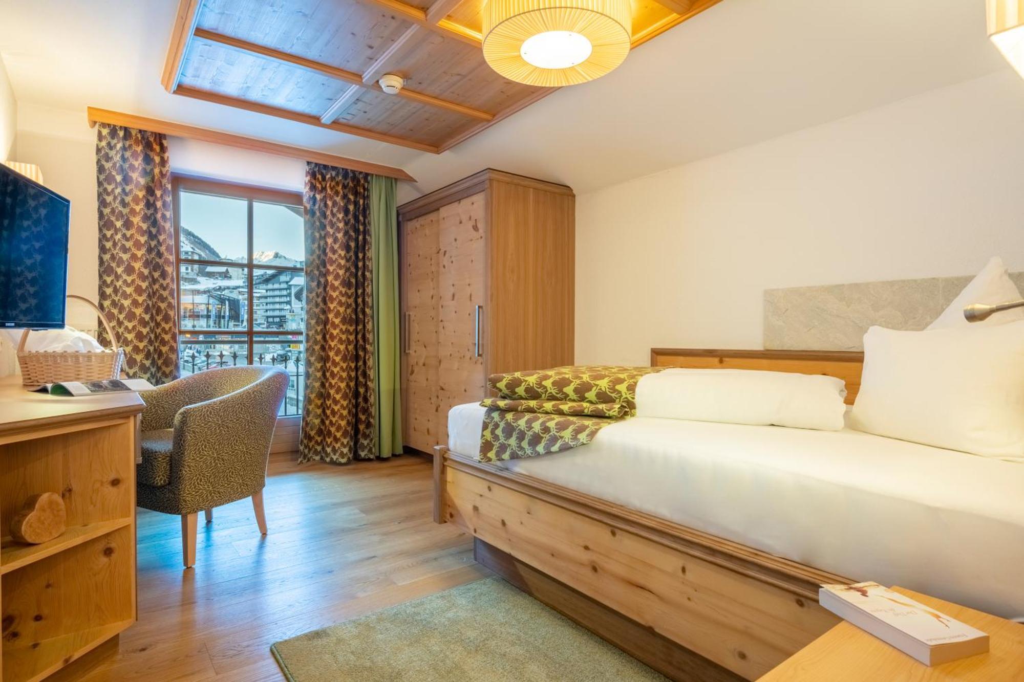 Hotel Olympia Ischgl Zewnętrze zdjęcie