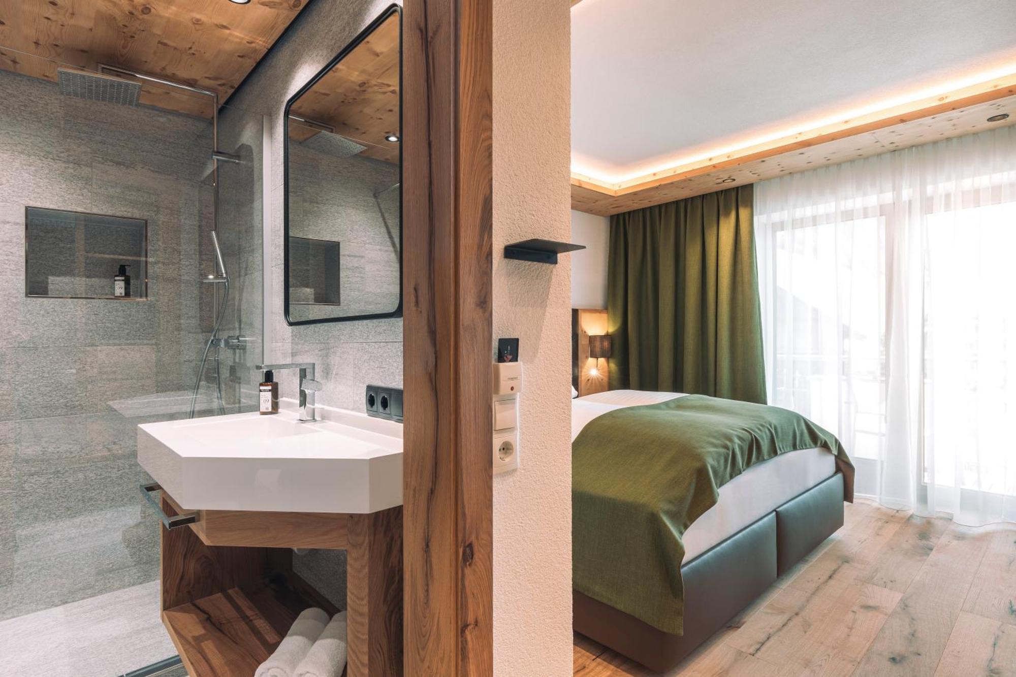 Hotel Olympia Ischgl Zewnętrze zdjęcie