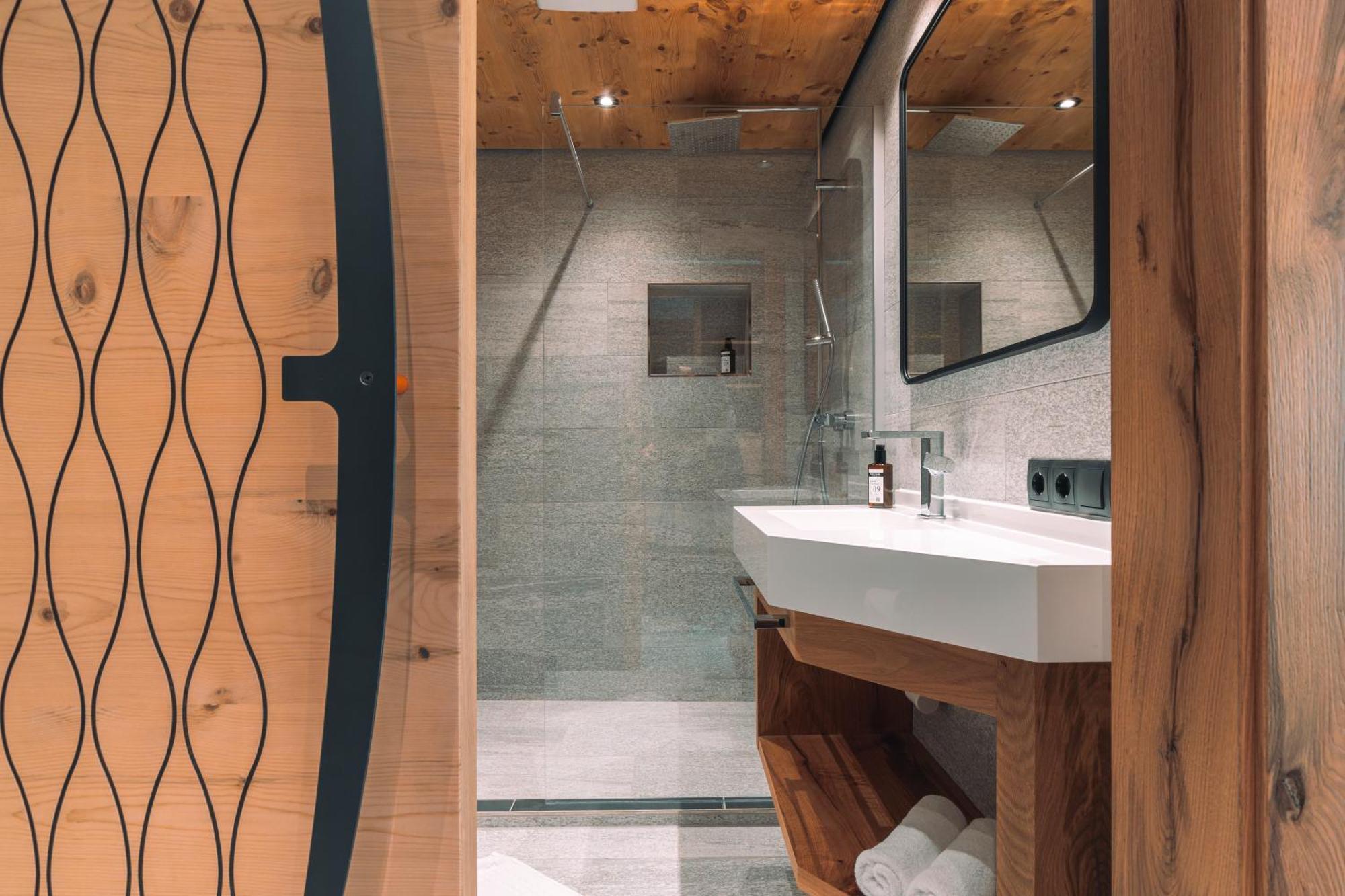 Hotel Olympia Ischgl Zewnętrze zdjęcie
